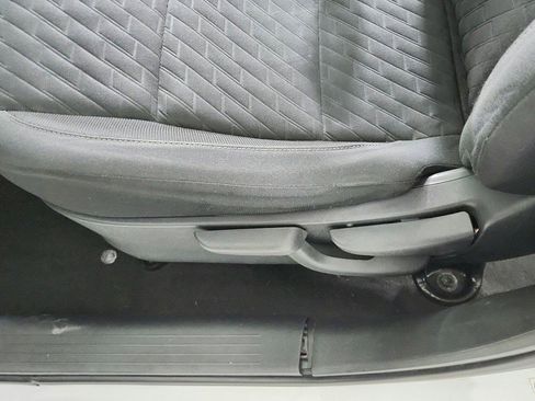 Used 2022 Nissan Kicks S FWD image 10