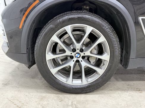 Used 2019 BMW X5 xDrive40i w/ Premium Package 2 image 36