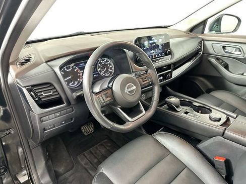 Used 2023 Nissan Rogue SL w/ SL Premium Package image 11