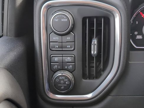 Used 2022 Chevrolet Silverado 2500 LTZ w/ Z71 Off-Road Package image 14