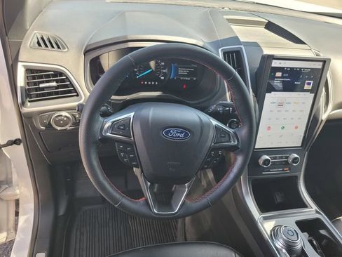 Certified 2023 Ford Edge ST-Line image 30