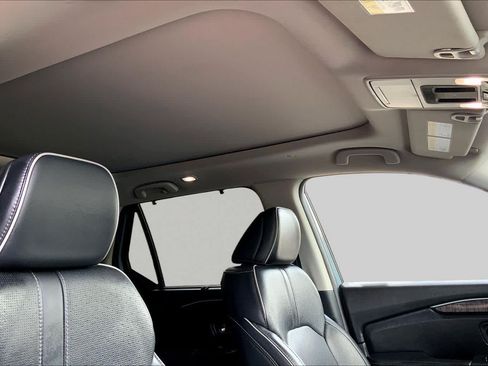 Used 2023 Honda Pilot Elite image 14