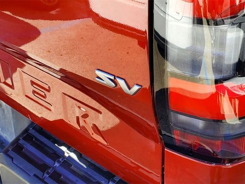 Used 2022 Nissan Frontier SV w/ Technology Package image 6