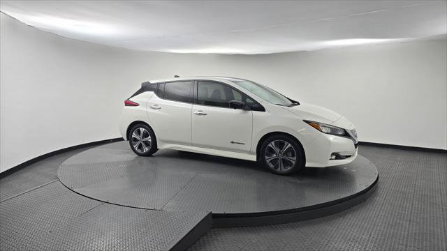 Used 2019 Nissan Leaf SL w/ SL Technology Package FWD image 11
