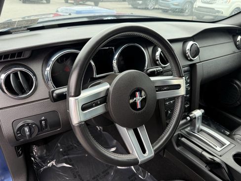 Used 2008 Ford Mustang GT Premium image 12