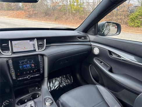 Used 2023 INFINITI QX50 Sport image 14