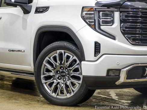 Used 2023 GMC Sierra 1500 Denali Ultimate AWD/4WD image 4