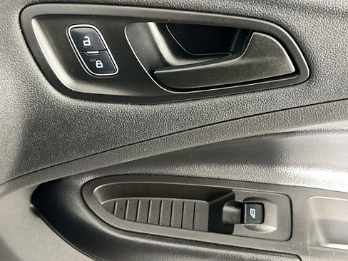 Used 2019 Ford Escape S image 31