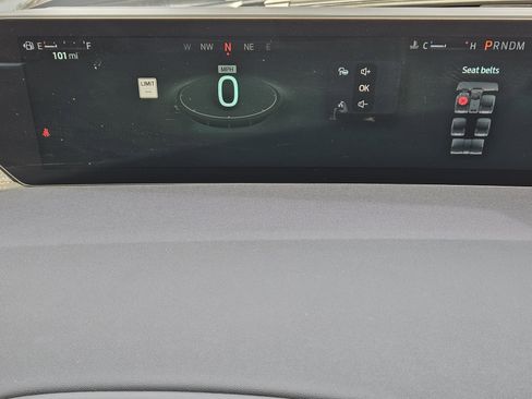 Used 2025 Ford Expedition Tremor image 18