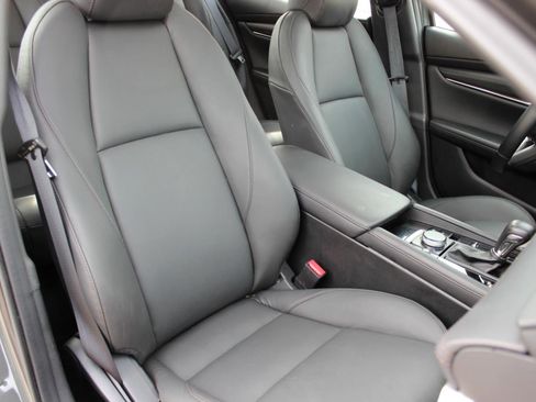 Used 2025 MAZDA MAZDA3 s FWD image 16