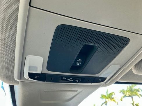 Certified 2023 Honda CR-V EX-L image 32