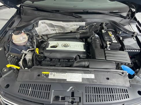 Used 2017 Volkswagen Tiguan S FWD image 26