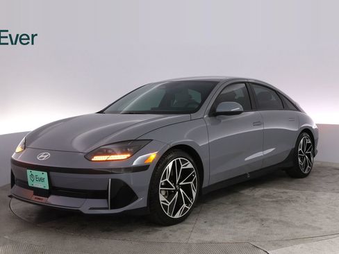 Used 2024 Hyundai Ioniq 6 SEL RWD image 2