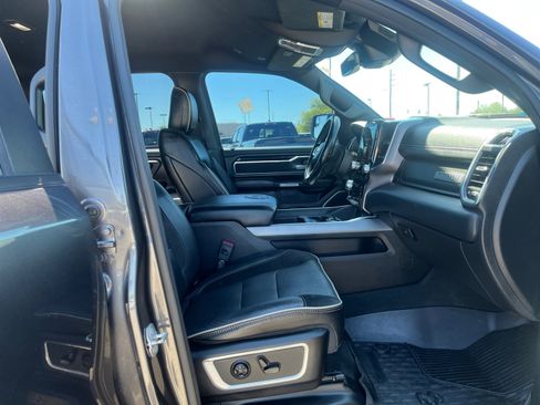 Used 2021 RAM 1500 Laramie w/ Sport Appearance Package AWD/4WD image 19