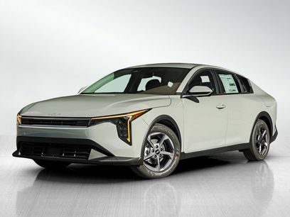 New 2025 Kia K4 LXS