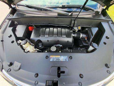 Used 2015 Chevrolet Traverse LT w/ LPO, 'HIT The Road' Package AWD/4WD image 33