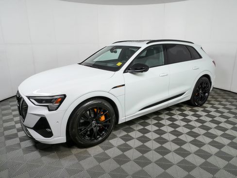 Certified 2023 Audi e-tron Chronos w/ Chronos Package AWD/4WD image 29