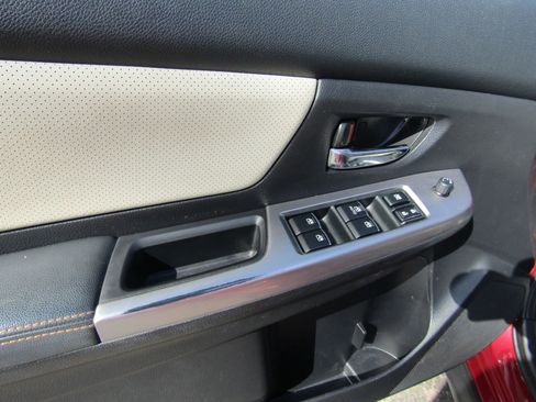 Used 2016 Subaru Crosstrek 2.0i Limited image 19