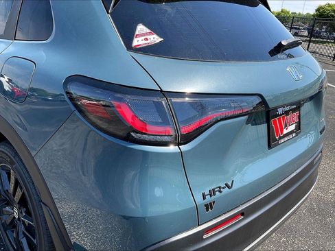 New 2026 Honda HR-V Sport image 15
