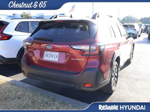 Used 2025 Subaru Outback Premium w/ Popular Package #1A AWD/4WD image 21