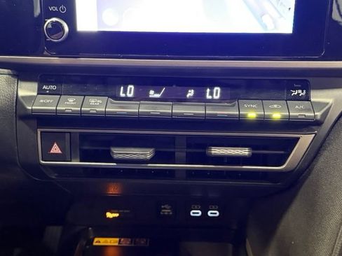 Used 2025 Toyota Camry LE FWD image 29
