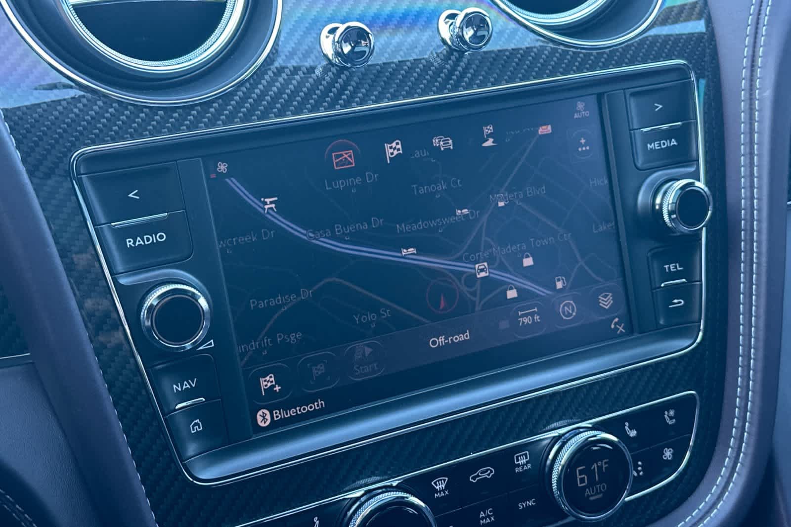Used 2019 Bentley Bentayga AWD/4WD image 19