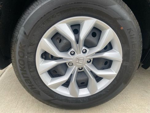 Certified 2024 Honda CR-V LX image 27