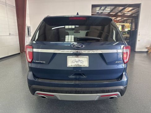 Used 2016 Ford Explorer Limited w/ Equipment Group 301A AWD/4WD image 5