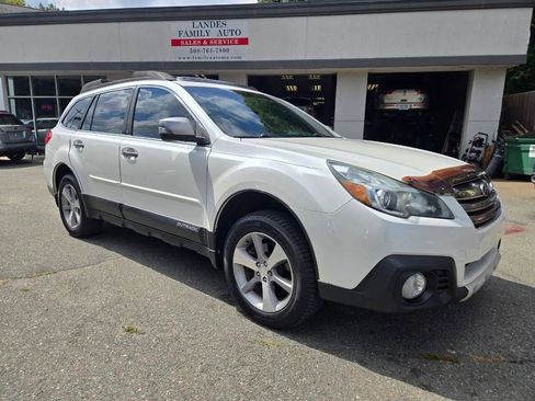 Used 2013 Subaru Outback 3.6R Limited image 22