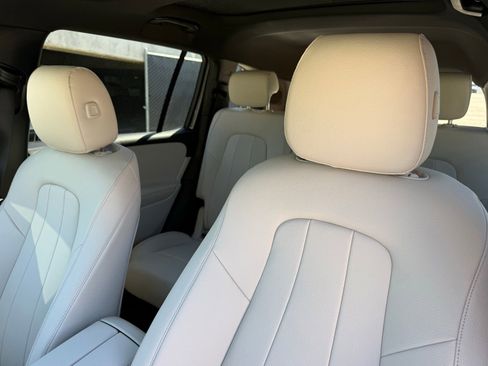New 2026 Mercedes-Benz GLB 250 image 19