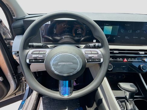 New 2026 Hyundai Tucson SEL FWD image 8