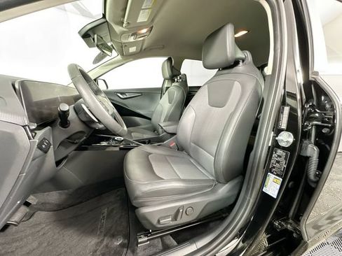 Used 2023 Kia Niro Wind w/ Wind Preserve Package FWD image 19