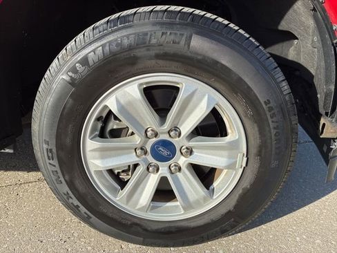 Used 2020 Ford F150 XLT image 16