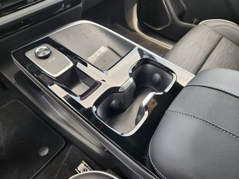 New 2025 Buick Enclave Sport Touring w/ Super Cruise Package image 29