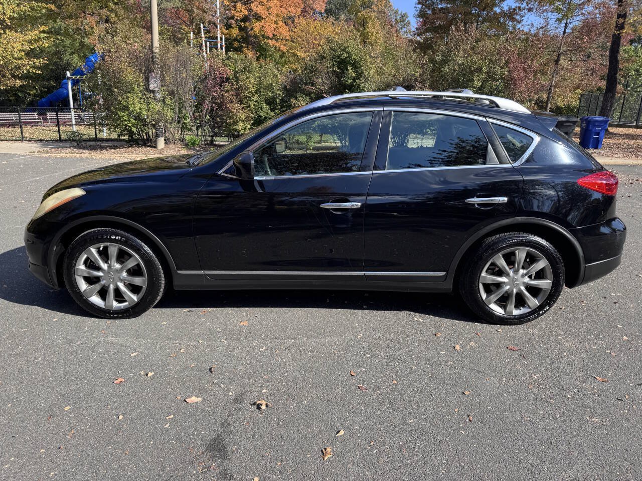 Used 2011 INFINITI EX35 Journey w/ Premium Pkg AWD/4WD image 8