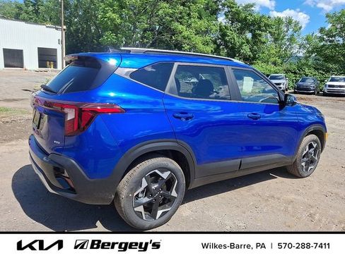Certified 2025 Kia Seltos S AWD/4WD image 5