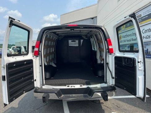 Used 2025 GMC Savana 2500 w/ Driver Convenience Package RWD image 20