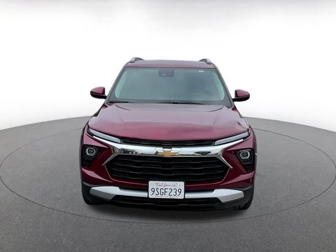 Used 2025 Chevrolet TrailBlazer LT image 4