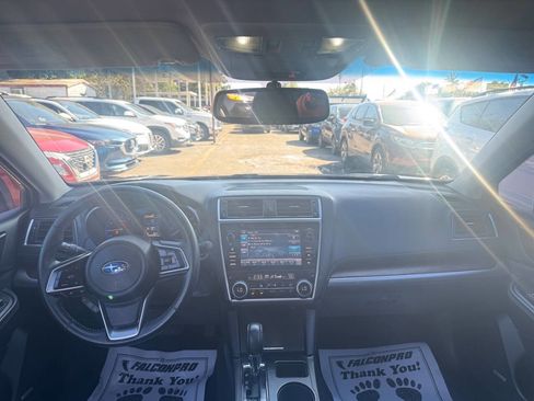 Used 2018 Subaru Outback 2.5i Limited image 16
