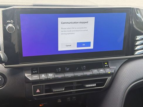 Certified 2025 Toyota Camry SE w/ Multimedia Upgrade Package FWD image 23