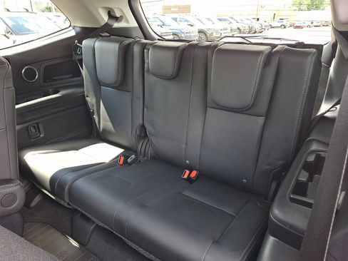 Used 2023 Subaru Ascent Touring AWD/4WD image 10
