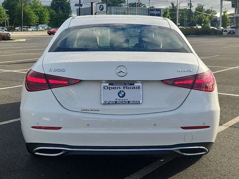 Used 2022 Mercedes-Benz C 300 4MATIC Sedan image 5