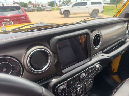 Used 2019 Jeep Wrangler Unlimited Rubicon AWD/4WD image 29