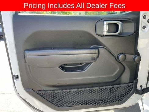 Used 2023 Jeep Wrangler Unlimited Sport AWD/4WD image 20
