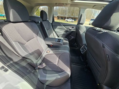 Used 2020 Subaru Forester Premium image 45