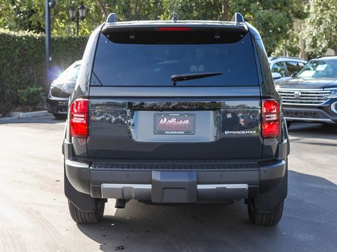 Used 2025 Toyota Land Cruiser image 7