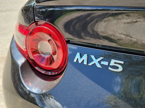 New 2026 MAZDA MX-5 Miata RF Grand Touring RWD image 7