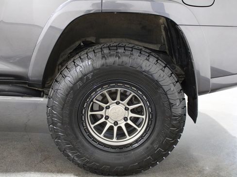 Used 2020 Toyota 4Runner TRD Off-Road Premium w/ Moonroof Package AWD/4WD image 13