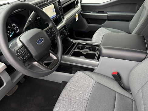 New 2026 Ford F250 XLT image 9