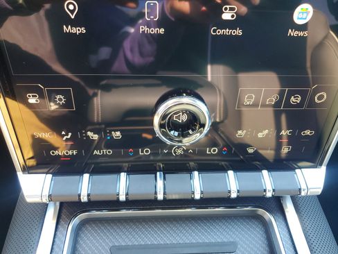 New 2026 GMC Sierra EV Elevation w/ Premium Package image 28